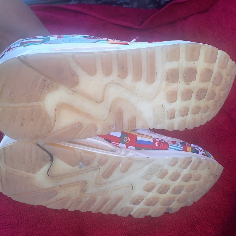 Nike men's size 9.5 - Picture 5 of 5